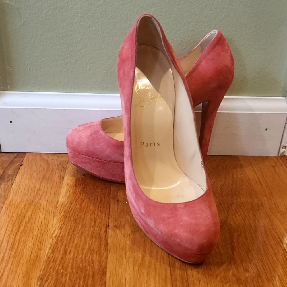 Authentic Christian Louboutin Bianca 140